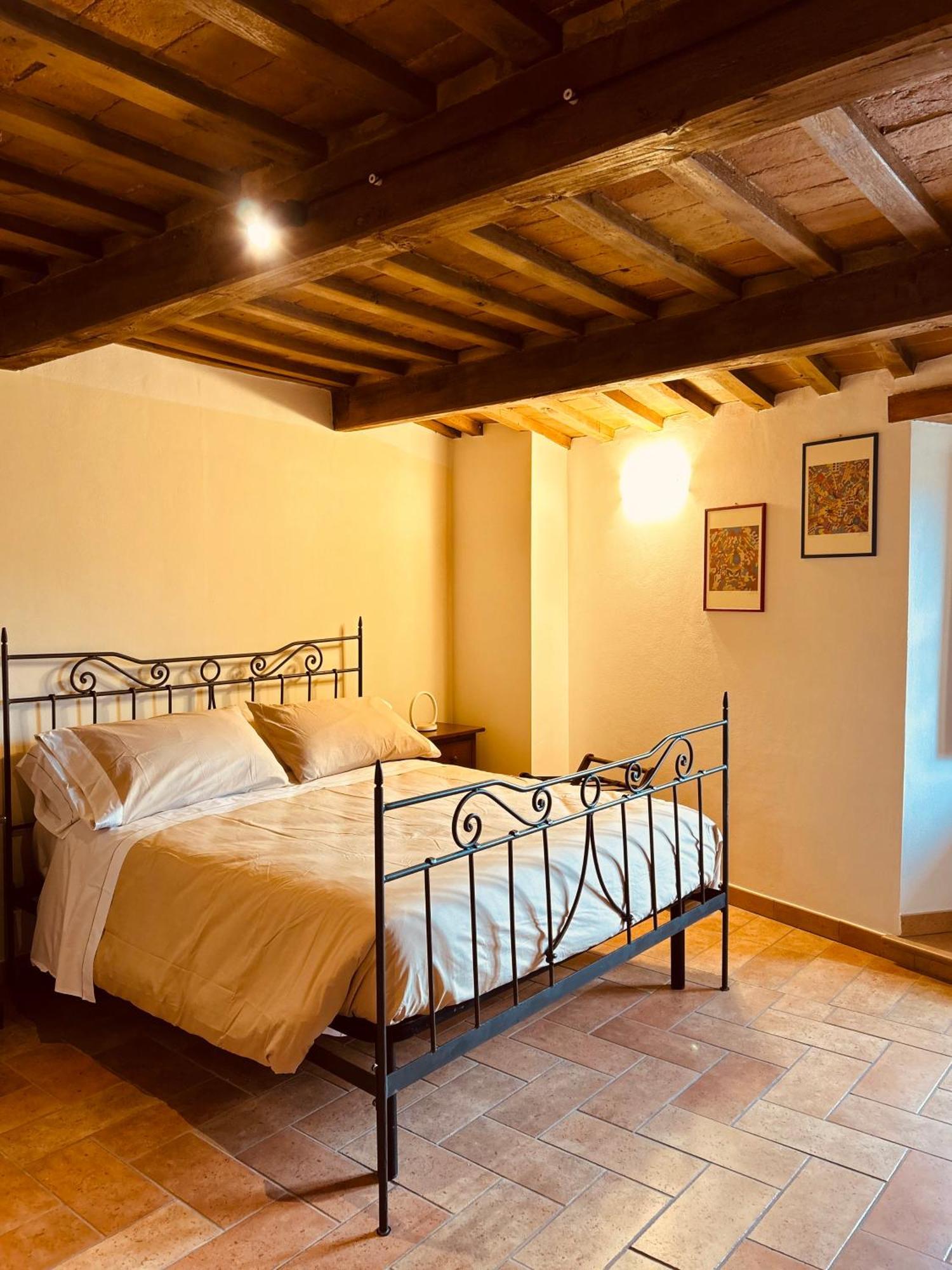 Locale Guest House Пиетралунга Екстериор снимка
